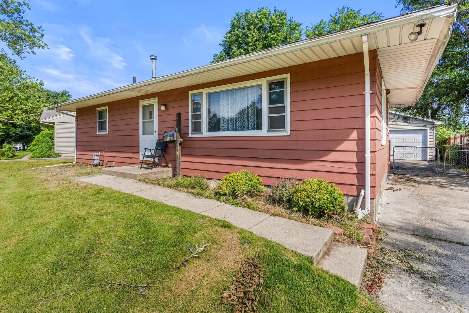 1206 Cole Place