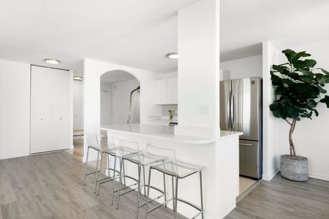 Tiny photo for 5455 N Sheridan Road #3001, Chicago, IL 60640 (MLS # 12468016)