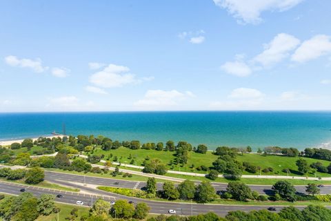 Tiny photo for 5455 N Sheridan Road #3001, Chicago, IL 60640 (MLS # 12468016)