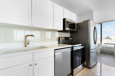 Tiny photo for 5455 N Sheridan Road #3001, Chicago, IL 60640 (MLS # 12468016)