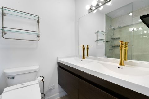 Tiny photo for 5455 N Sheridan Road #3001, Chicago, IL 60640 (MLS # 12468016)