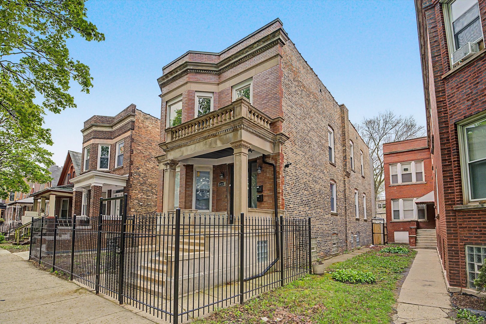 5932 S Elizabeth Street