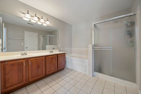 Tiny photo for 2234 Daybreak Drive #2234, Aurora, IL 60503 (MLS # 12487114)