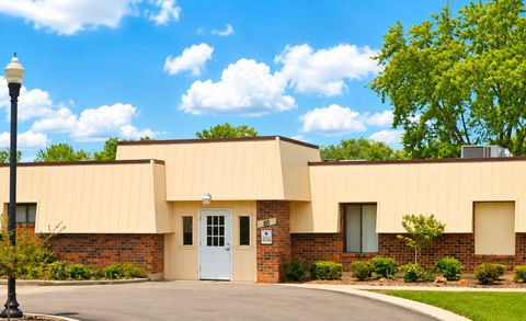 Tiny photo for 1434 Millbrook Court #1434, Schaumburg, IL 60193 (MLS # 12693876)