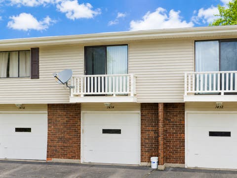 Tiny photo for 1434 Millbrook Court #1434, Schaumburg, IL 60193 (MLS # 12693876)
