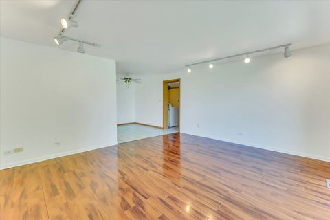 Tiny photo for 1434 Millbrook Court #1434, Schaumburg, IL 60193 (MLS # 12693876)