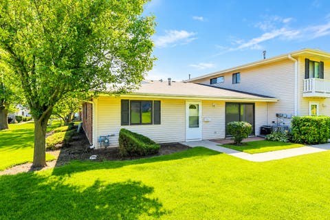 Tiny photo for 1434 Millbrook Court #1434, Schaumburg, IL 60193 (MLS # 12693876)