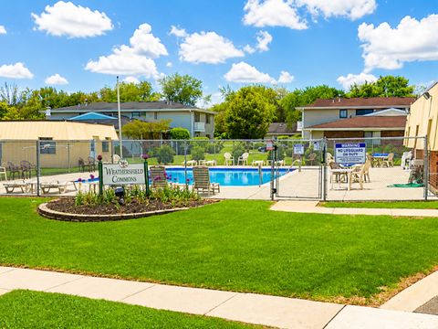 Tiny photo for 1434 Millbrook Court #1434, Schaumburg, IL 60193 (MLS # 12693876)