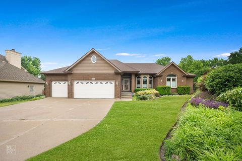Photo of 589 Edelweiss Drive, Antioch, IL 60002 (MLS # 12604562)