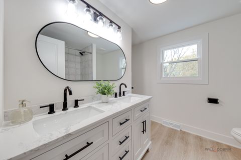 Tiny photo for 3023 N Windsor Drive, Arlington Heights, IL 60004 (MLS # 12505944)