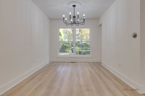 Tiny photo for 3023 N Windsor Drive, Arlington Heights, IL 60004 (MLS # 12505944)