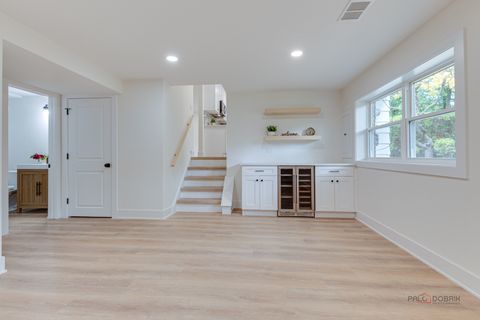 Tiny photo for 3023 N Windsor Drive, Arlington Heights, IL 60004 (MLS # 12505944)