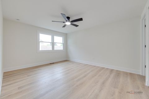 Tiny photo for 3023 N Windsor Drive, Arlington Heights, IL 60004 (MLS # 12505944)