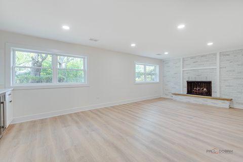 Tiny photo for 3023 N Windsor Drive, Arlington Heights, IL 60004 (MLS # 12505944)