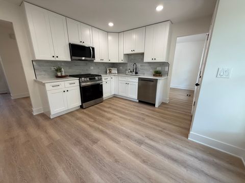 Tiny photo for 3023 N Windsor Drive, Arlington Heights, IL 60004 (MLS # 12505944)