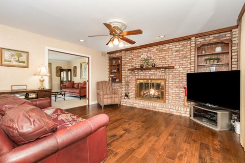Tiny photo for 2921 Autumn Drive, Woodridge, IL 60517 (MLS # 12490163)
