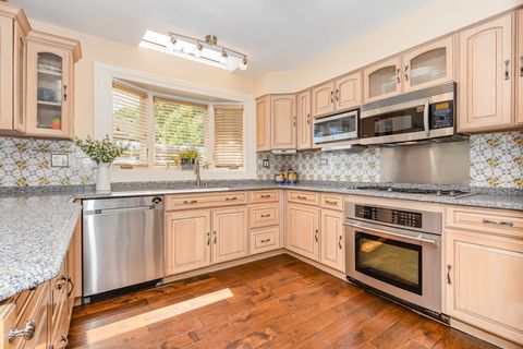 Tiny photo for 2921 Autumn Drive, Woodridge, IL 60517 (MLS # 12490163)