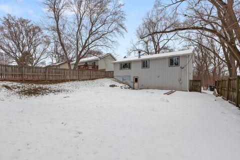 Tiny photo for 5615 Bunny Avenue, McHenry, IL 60051 (MLS # 12596653)