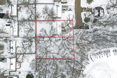 Tiny photo for 5615 Bunny Avenue, McHenry, IL 60051 (MLS # 12596653)