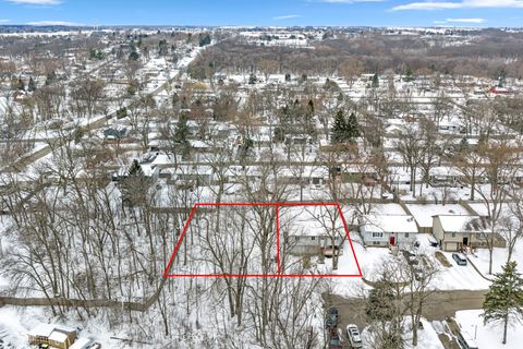 Tiny photo for 5615 Bunny Avenue, McHenry, IL 60051 (MLS # 12596653)