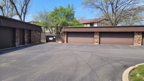 Tiny photo for 207 Uteg Street #201, Crystal Lake, IL 60014 (MLS # 12628142)