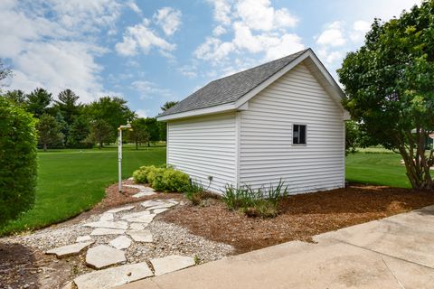 Tiny photo for 1816 Cardinal Court, Pontiac, IL 61764 (MLS # 12649251)