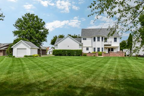 Tiny photo for 1816 Cardinal Court, Pontiac, IL 61764 (MLS # 12649251)