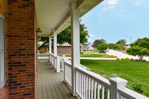 Tiny photo for 1816 Cardinal Court, Pontiac, IL 61764 (MLS # 12649251)
