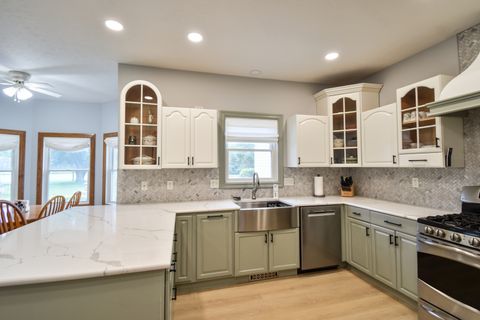 Tiny photo for 1816 Cardinal Court, Pontiac, IL 61764 (MLS # 12649251)
