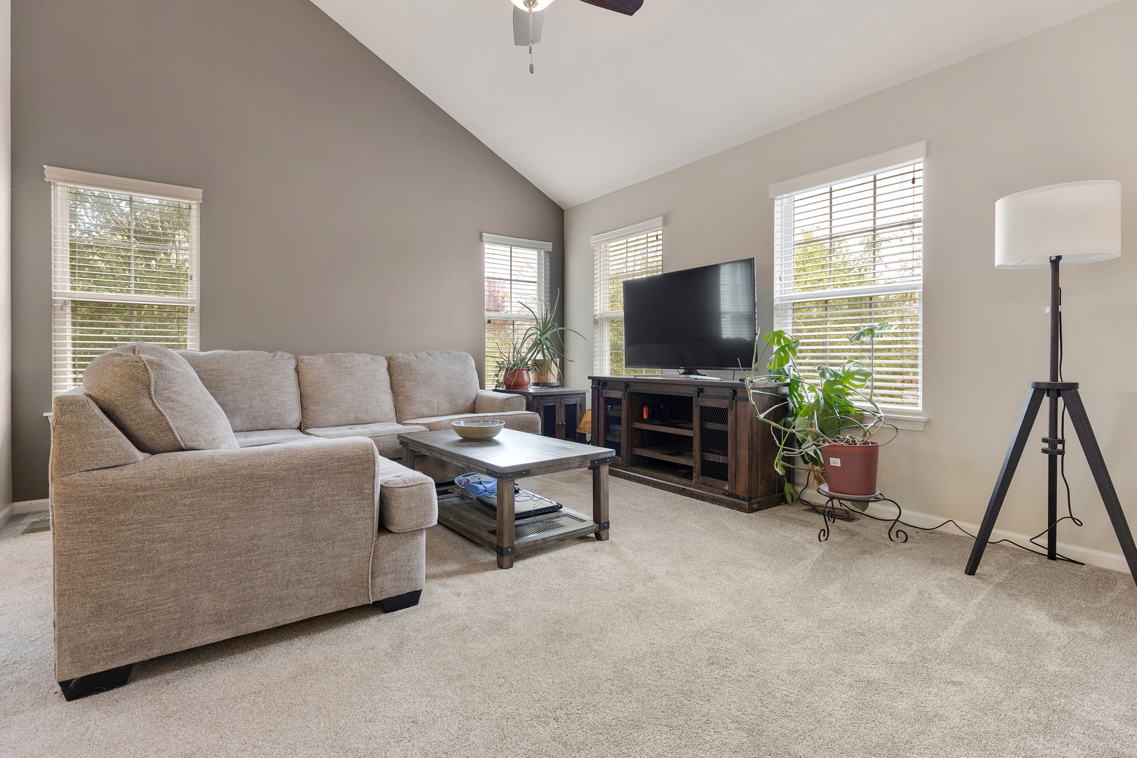 1641 Sandcastle Lane