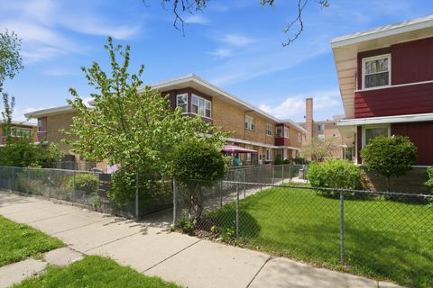 Tiny photo for 6030 N Winchester Avenue #C, Chicago, IL 60660 (MLS # 12635161)