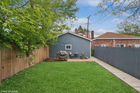 Tiny photo for 903 N Homan Avenue, Chicago, IL 60651 (MLS # 12427994)