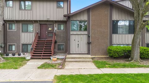 675 Circle Drive Roselle IL 60172