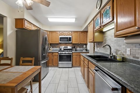 Tiny photo for 1217 Franklin Lane, Buffalo Grove, IL 60089 (MLS # 12595077)