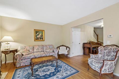 Tiny photo for 1217 Franklin Lane, Buffalo Grove, IL 60089 (MLS # 12595077)