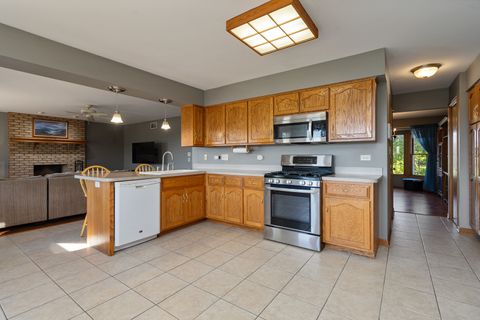 Tiny photo for 12459 Rosewood Drive, Homer Glen, IL 60491 (MLS # 12433078)