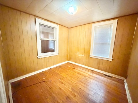 Tiny photo for 14613 Avers Avenue, Midlothian, IL 60445 (MLS # 12740019)