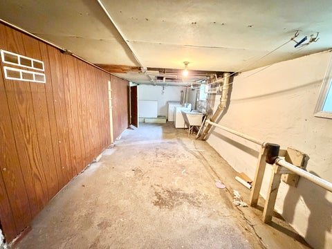 Tiny photo for 14613 Avers Avenue, Midlothian, IL 60445 (MLS # 12740019)