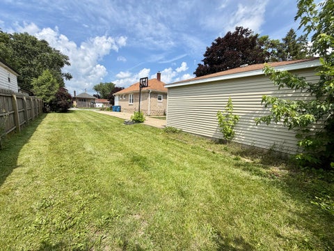Tiny photo for 14613 Avers Avenue, Midlothian, IL 60445 (MLS # 12740019)
