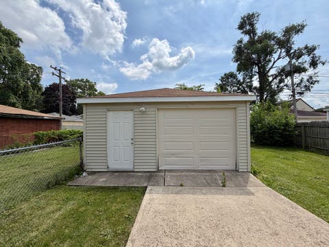 Tiny photo for 14613 Avers Avenue, Midlothian, IL 60445 (MLS # 12740019)