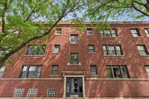 Photo of 1454 W Roscoe Street #1W, Chicago, IL 60657 (MLS # 12665049)
