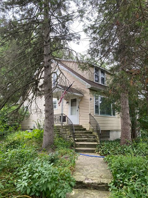 34069 N Hainesville Road Round Lake IL 60073