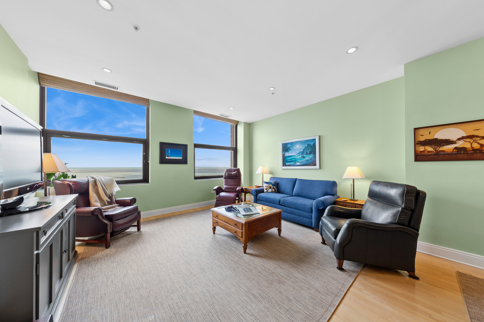 330 S Michigan Avenue 1707