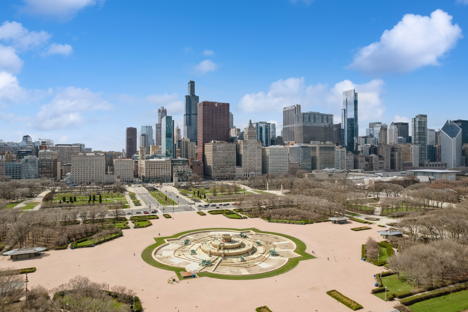 330 S Michigan Avenue 1707