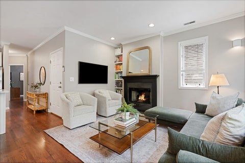 Tiny photo for 3035 N SEMINARY Avenue #2, Chicago, IL 60657 (MLS # 12764648)
