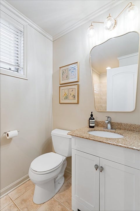 Tiny photo for 3035 N SEMINARY Avenue #2, Chicago, IL 60657 (MLS # 12764648)