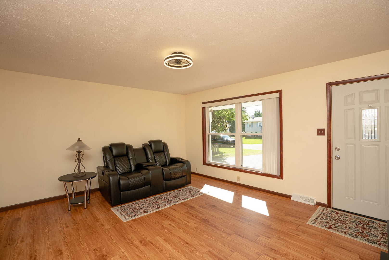1217 Main Ave Court