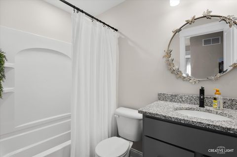 Tiny photo for 24539 Bantry Drive, Shorewood, IL 60404 (MLS # 12597832)