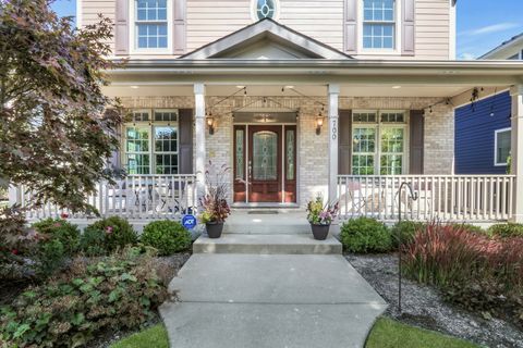 Tiny photo for 700 E Sunnyside Avenue, Libertyville, IL 60048 (MLS # 12487091)