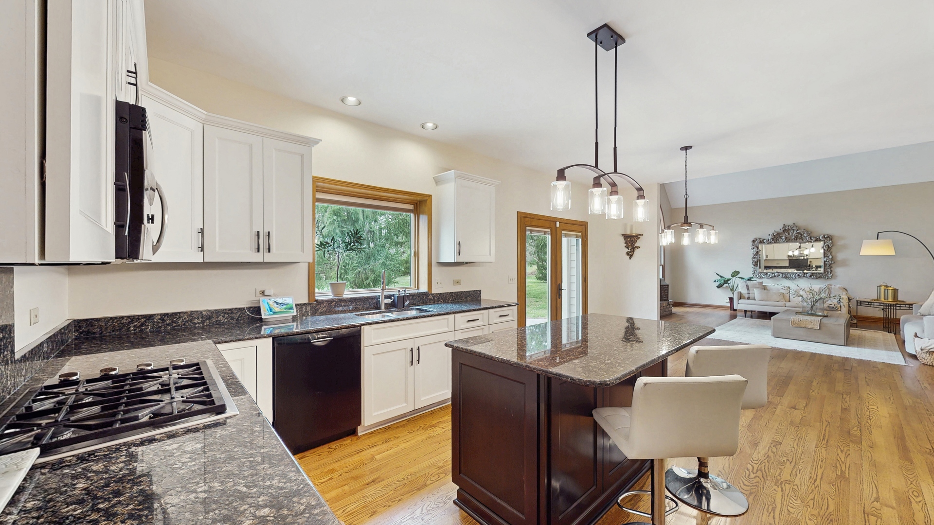 7111 Saddle Oaks Drive